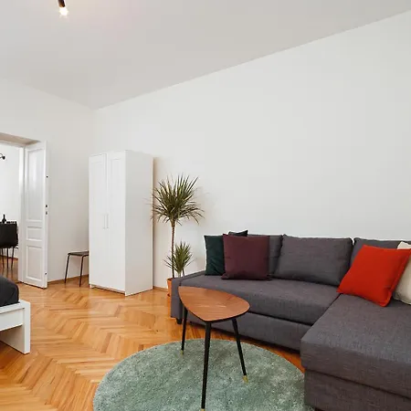 2 Bedroom Apartment - Old Town - Zwierzyniecka 8 Street-2